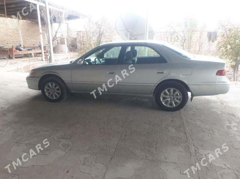 Toyota Camry 2000 - 118 000 TMT - Garabekewül - img 5