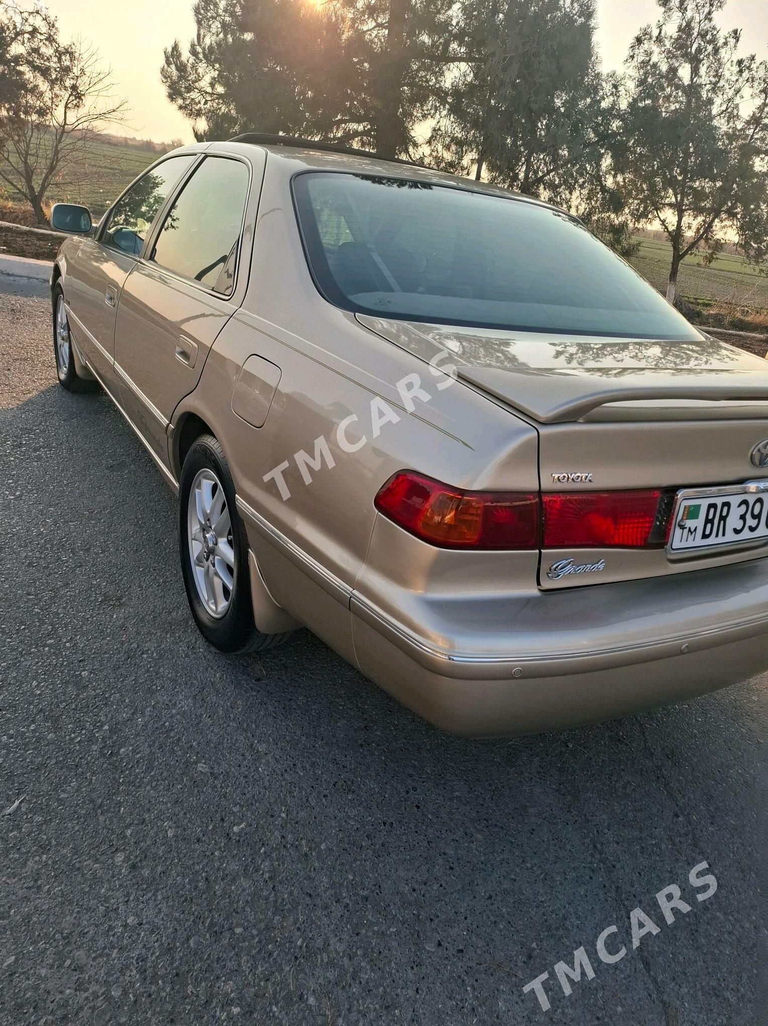 Toyota Camry 2001 - 170 000 TMT - Туркменабат - img 5