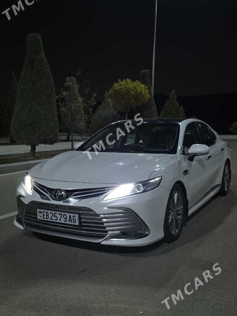 Toyota Camry 2021 - 305 000 TMT - Aşgabat - img 3