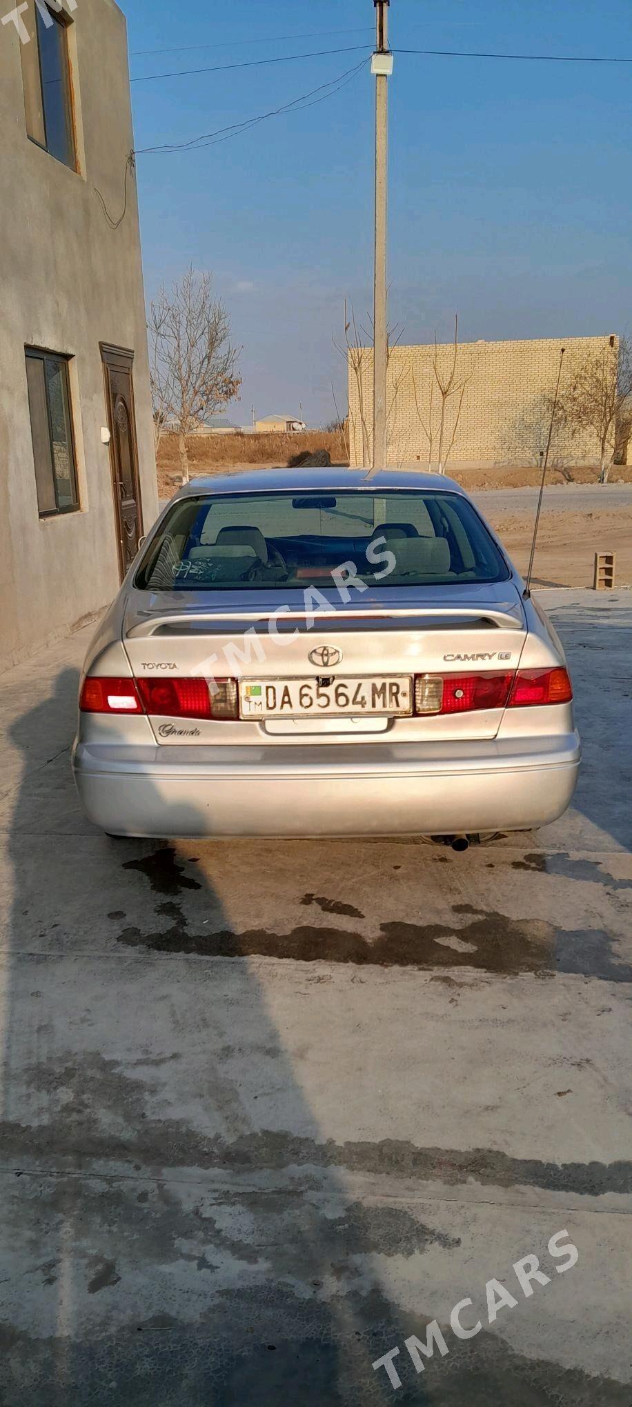 Toyota Camry 2001 - 117 000 TMT - Wekilbazar - img 6