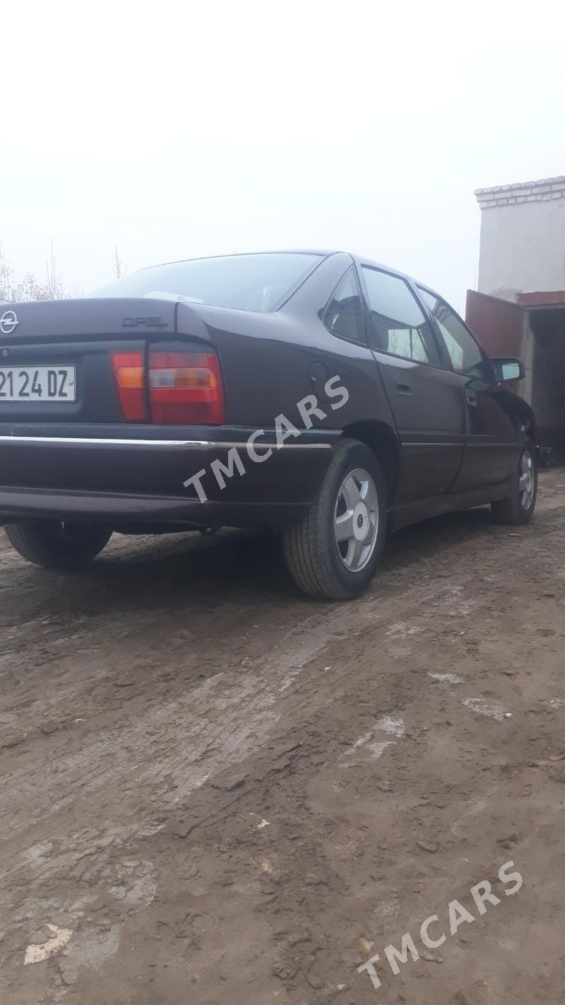 Opel Vectra 1992 - 33 000 TMT - Шабатский этрап - img 3