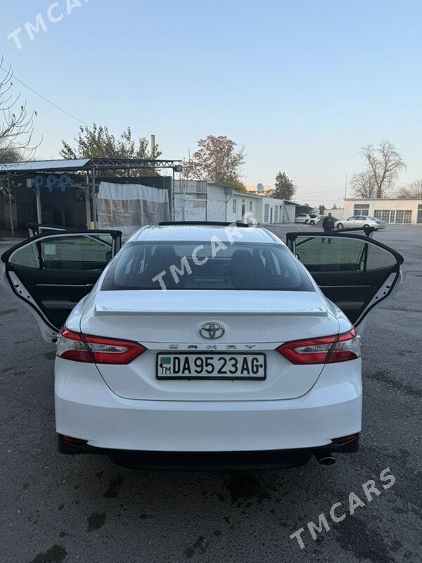 Toyota Camry 2018 - 265 000 TMT - Ашхабад - img 4