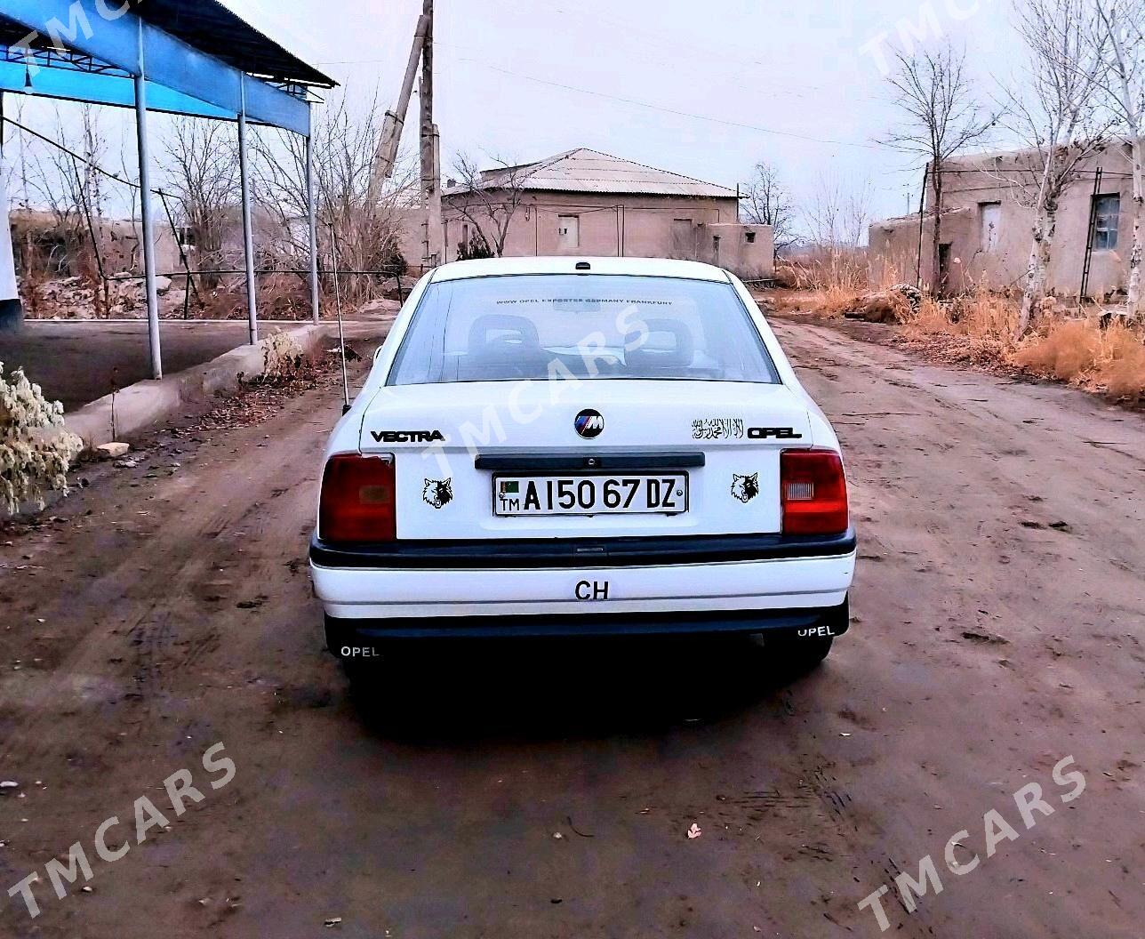 Opel Vectra 1990 - 30 000 TMT - Gubadag - img 4