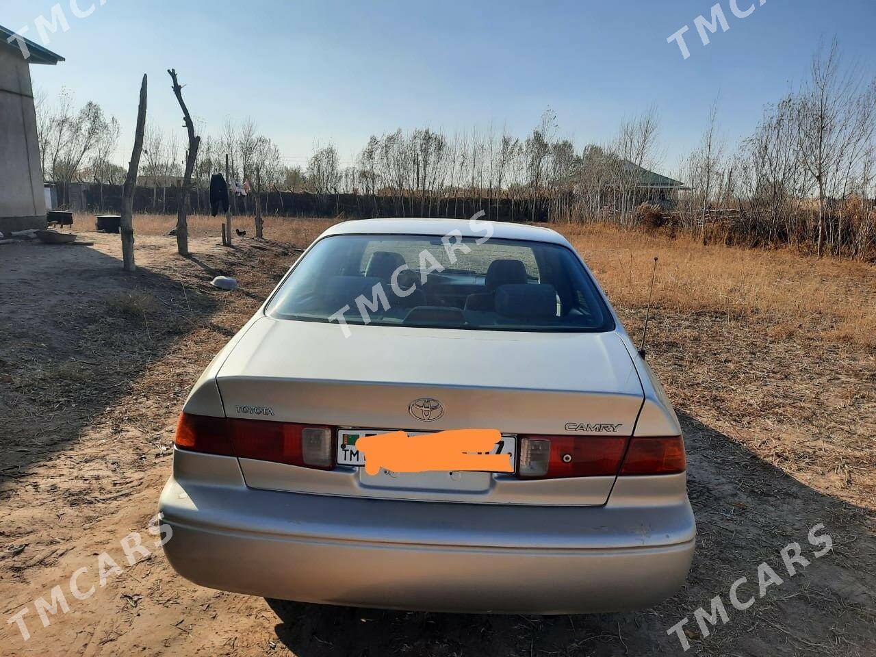 Toyota Camry 2000 - 120 000 TMT - Köneürgenç - img 2