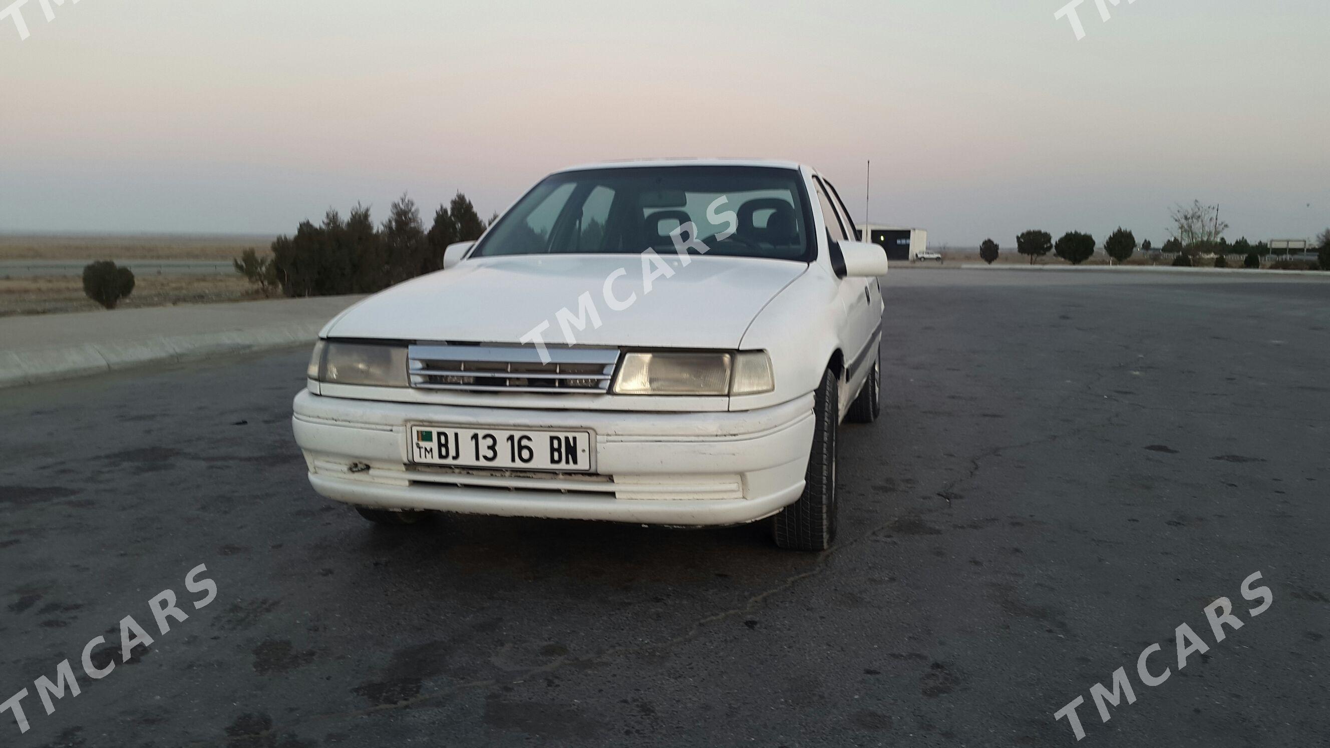 Opel Vectra 1988 - 26 000 TMT - Гызыларбат - img 4