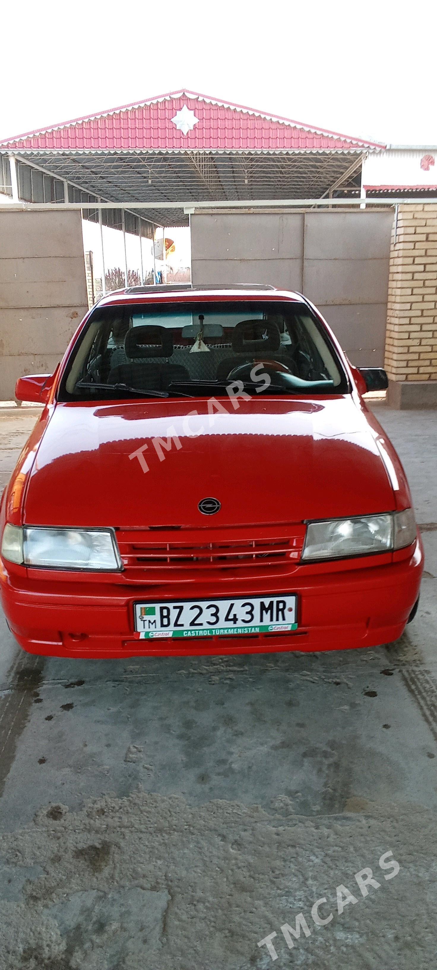 Opel Vectra 1990 - 30 000 TMT - Сакарчага - img 3