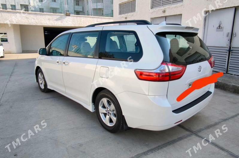 Toyota Sienna 2018 - 359 000 TMT - Aşgabat - img 10