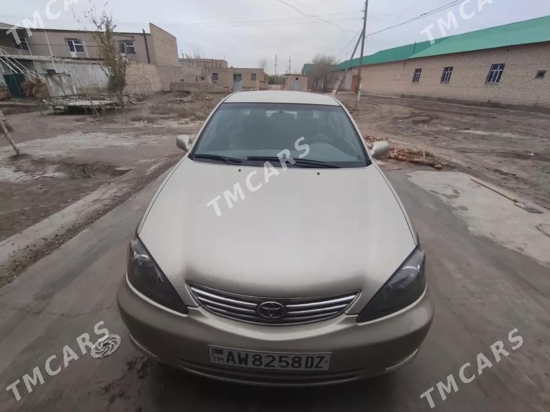 Toyota Camry 2003 - 140 000 TMT - Köneürgenç - img 3