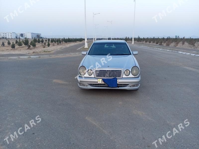 Mercedes-Benz E320 1997 - 60 000 TMT - Türkmenbaşy - img 2