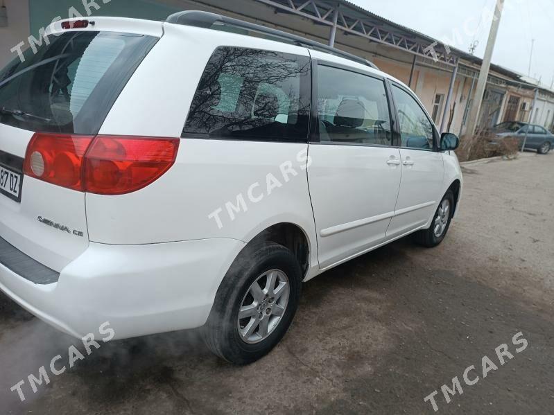 Toyota Sienna 2009 - 175 000 TMT - Daşoguz - img 3