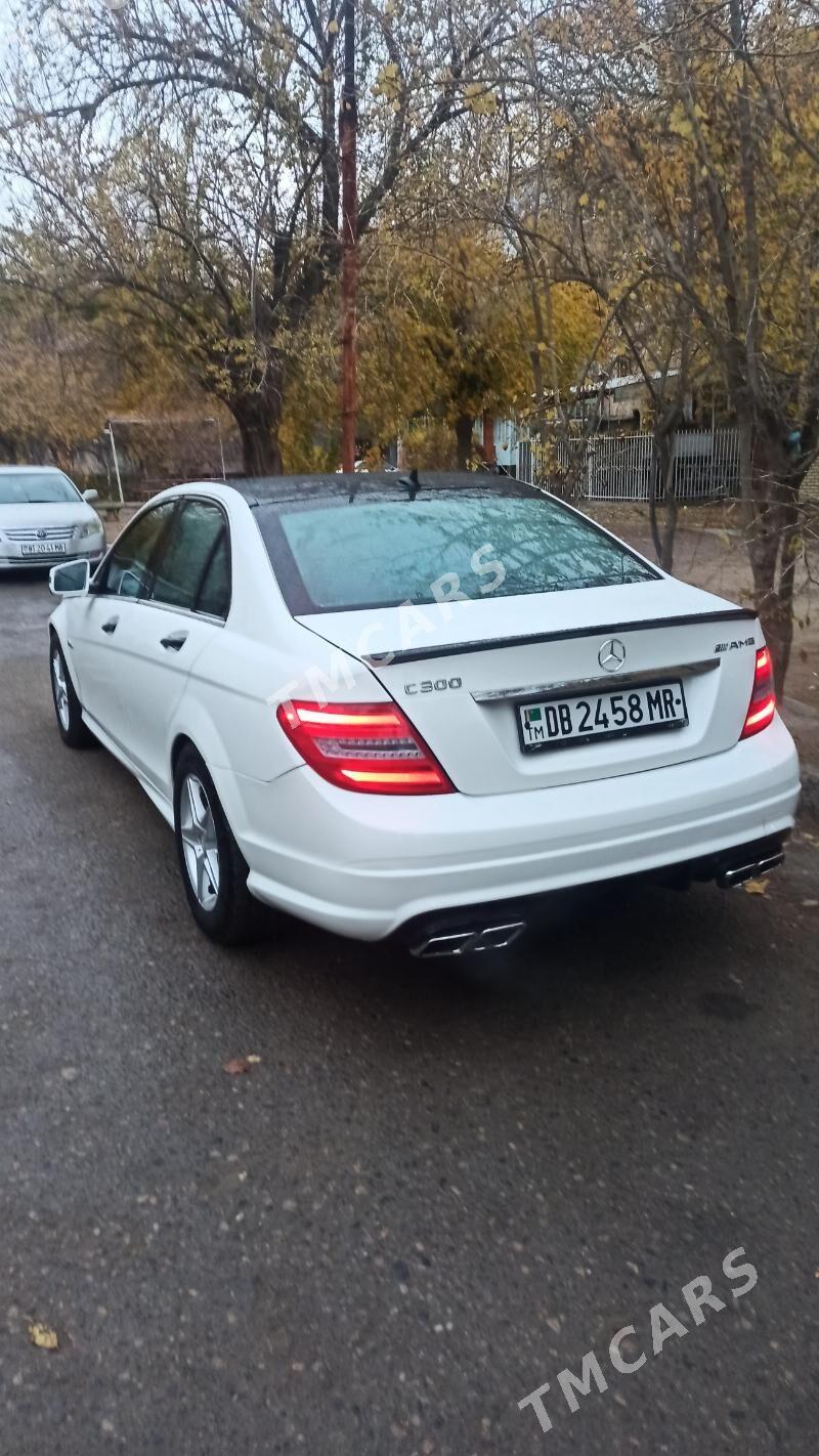 Mercedes-Benz C350 2010 - 180 000 TMT - Mary - img 6