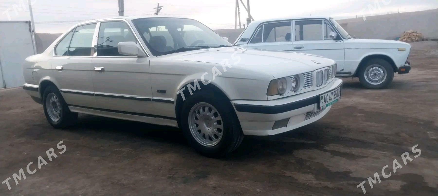 BMW 525 1991 - 35 000 TMT - Gubadag - img 3