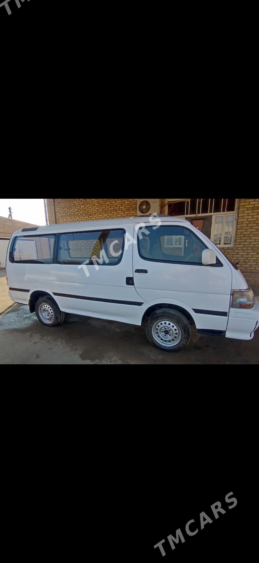 Toyota Hiace 1993 - 60 000 TMT - Мары - img 2