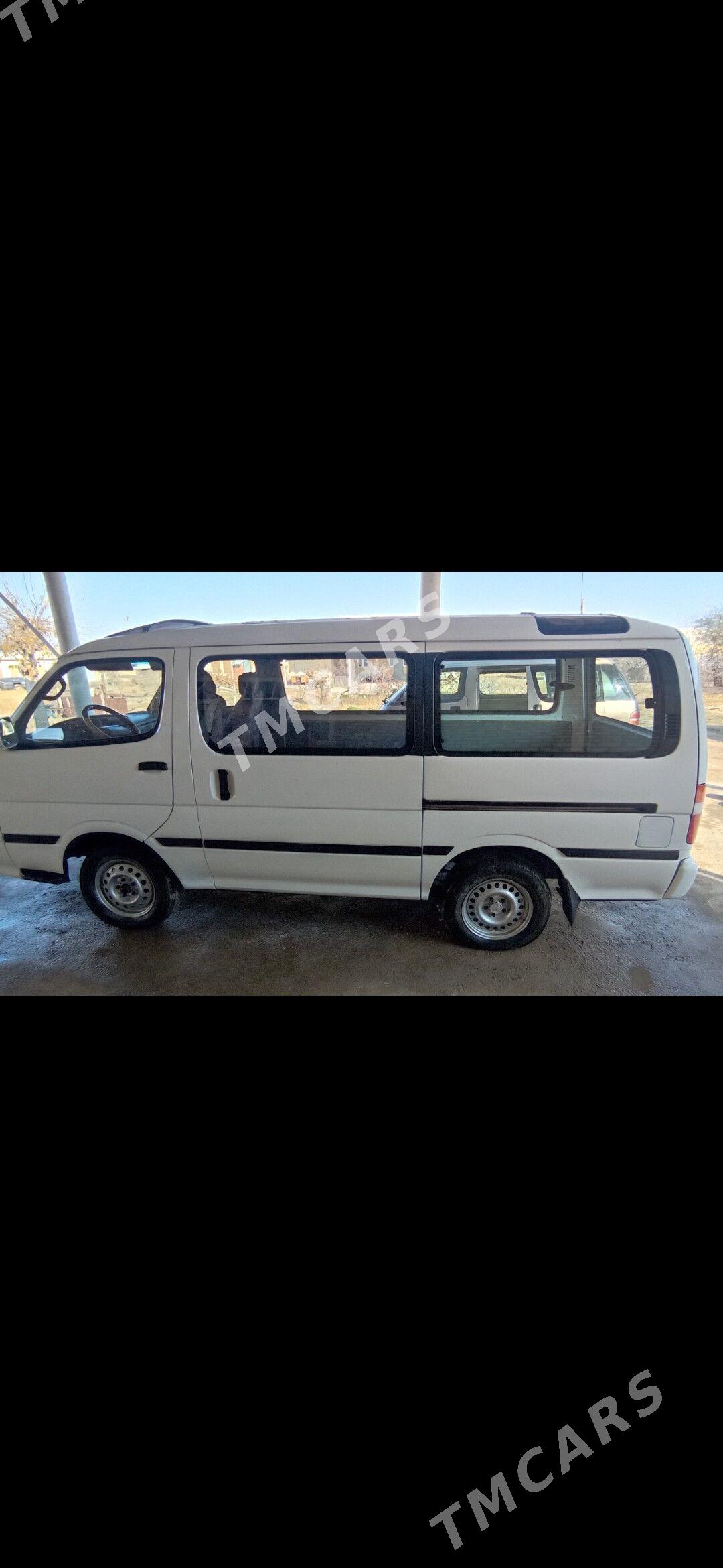 Toyota Hiace 1993 - 60 000 TMT - Мары - img 3