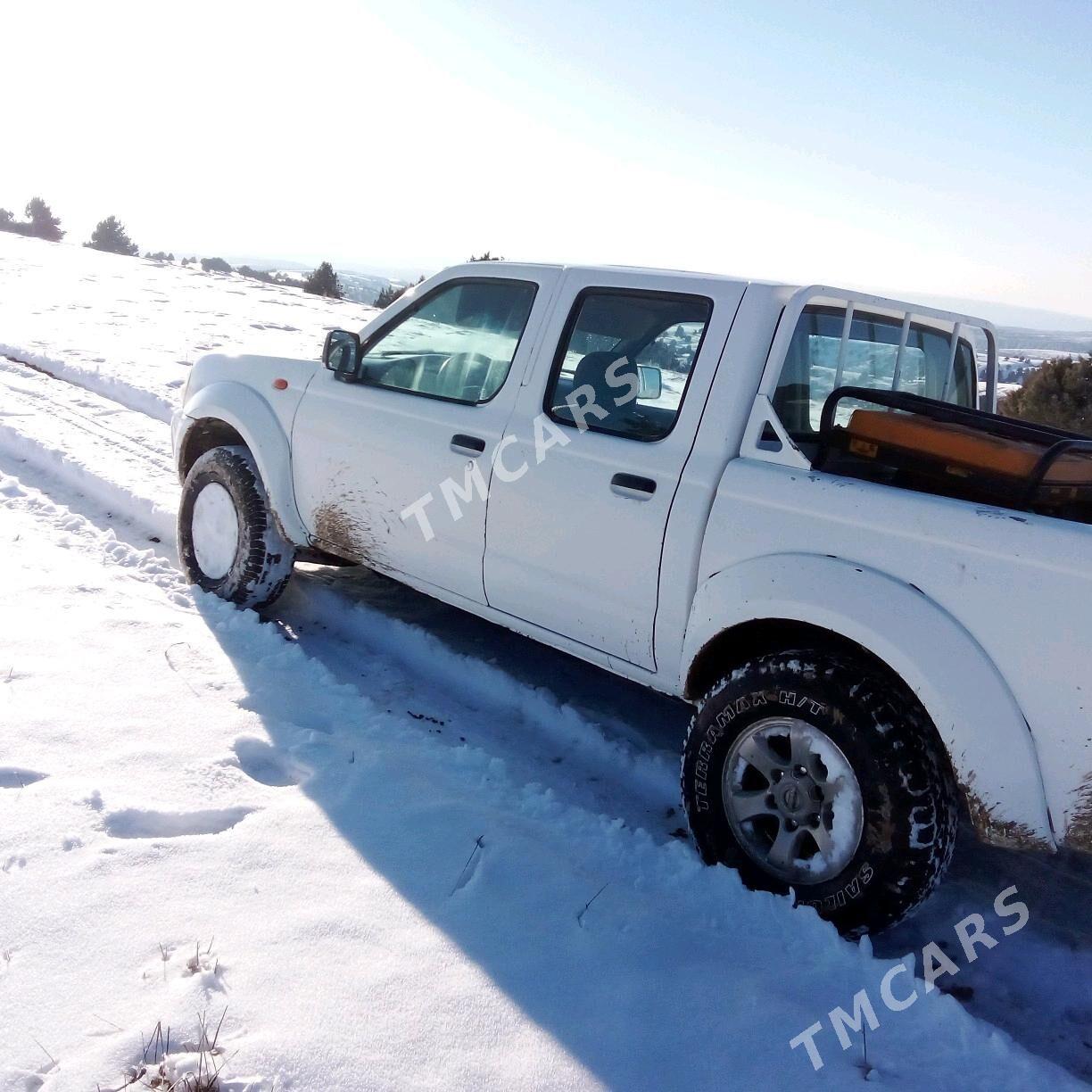 Nissan Navara 2007 - 125 000 TMT - Bäherden - img 3