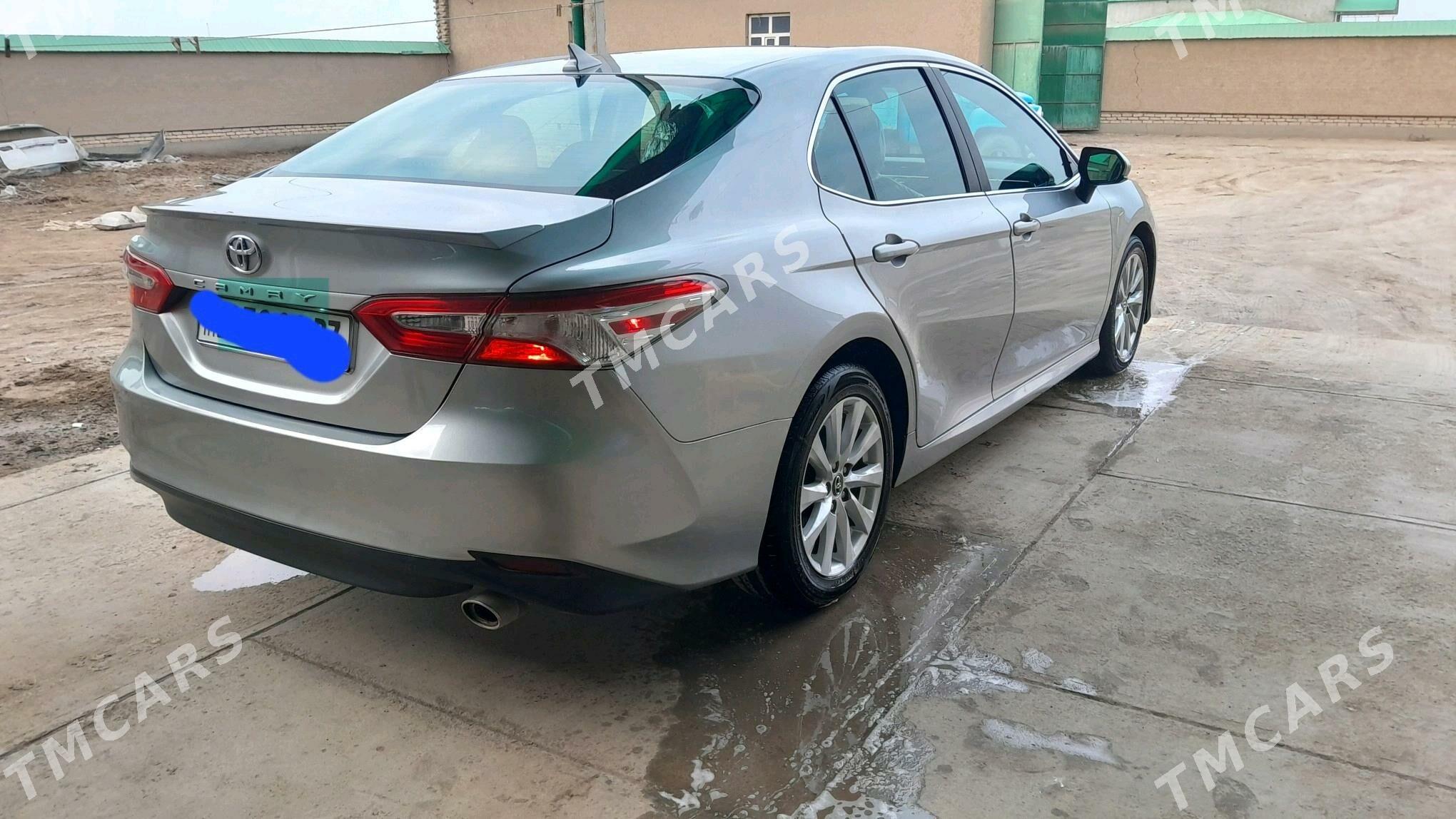 Toyota Camry 2018 - 300 000 TMT - Gurbansoltan Eje - img 6