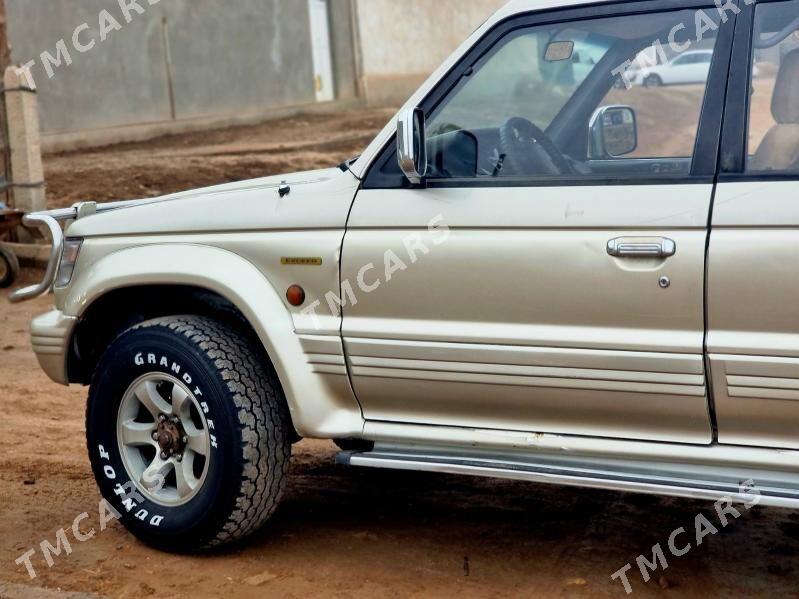 Mitsubishi Pajero 1991 - 60 000 TMT - Дашогуз - img 2