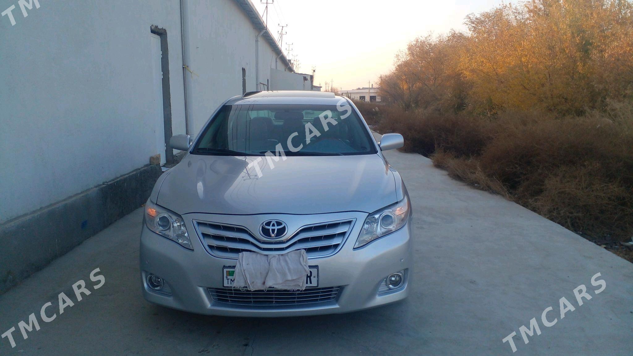 Toyota Camry 2010 - 200 000 TMT - Векильбазар - img 6