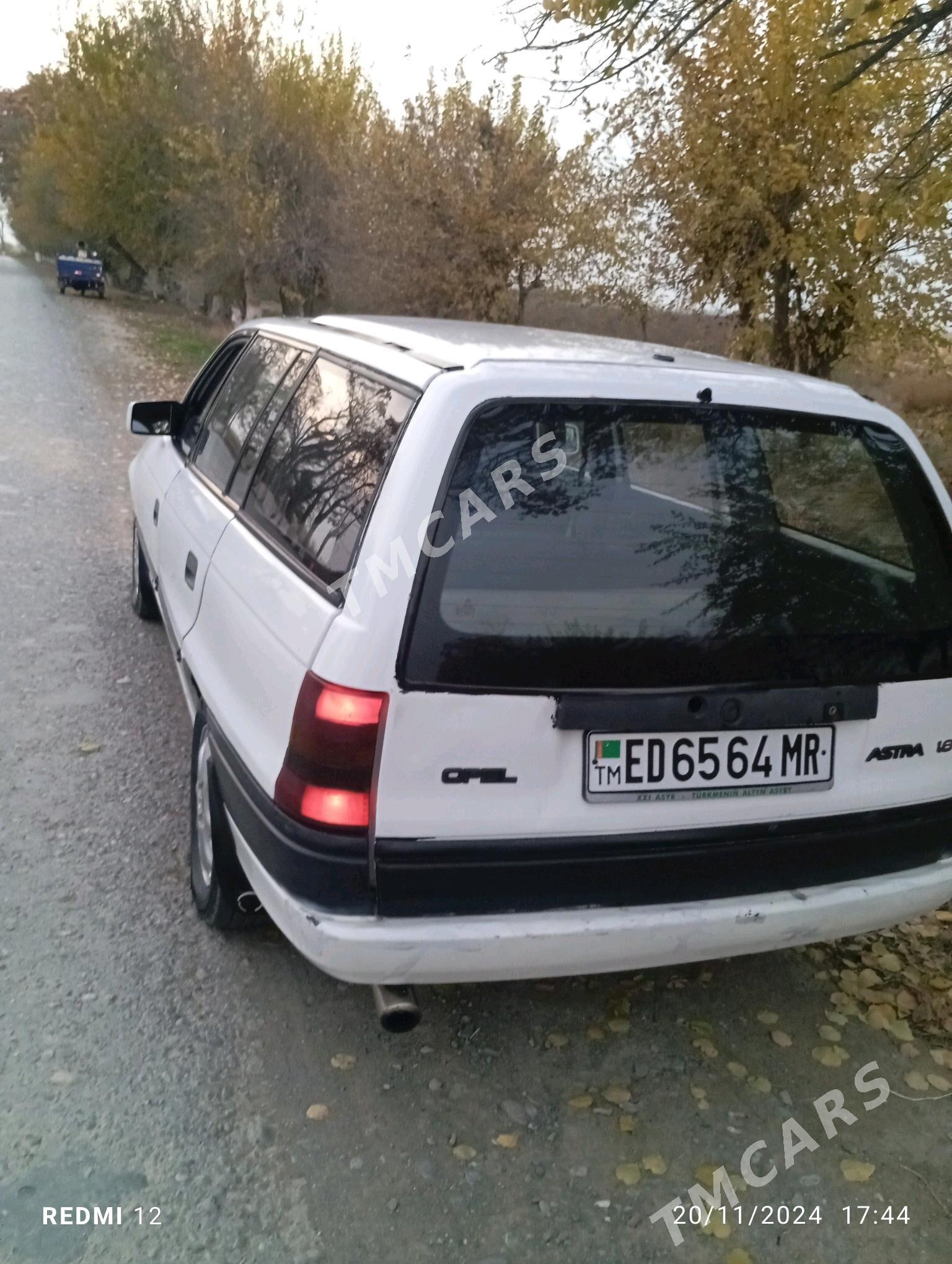 Opel Astra 1993 - 28 000 TMT - Мургап - img 3