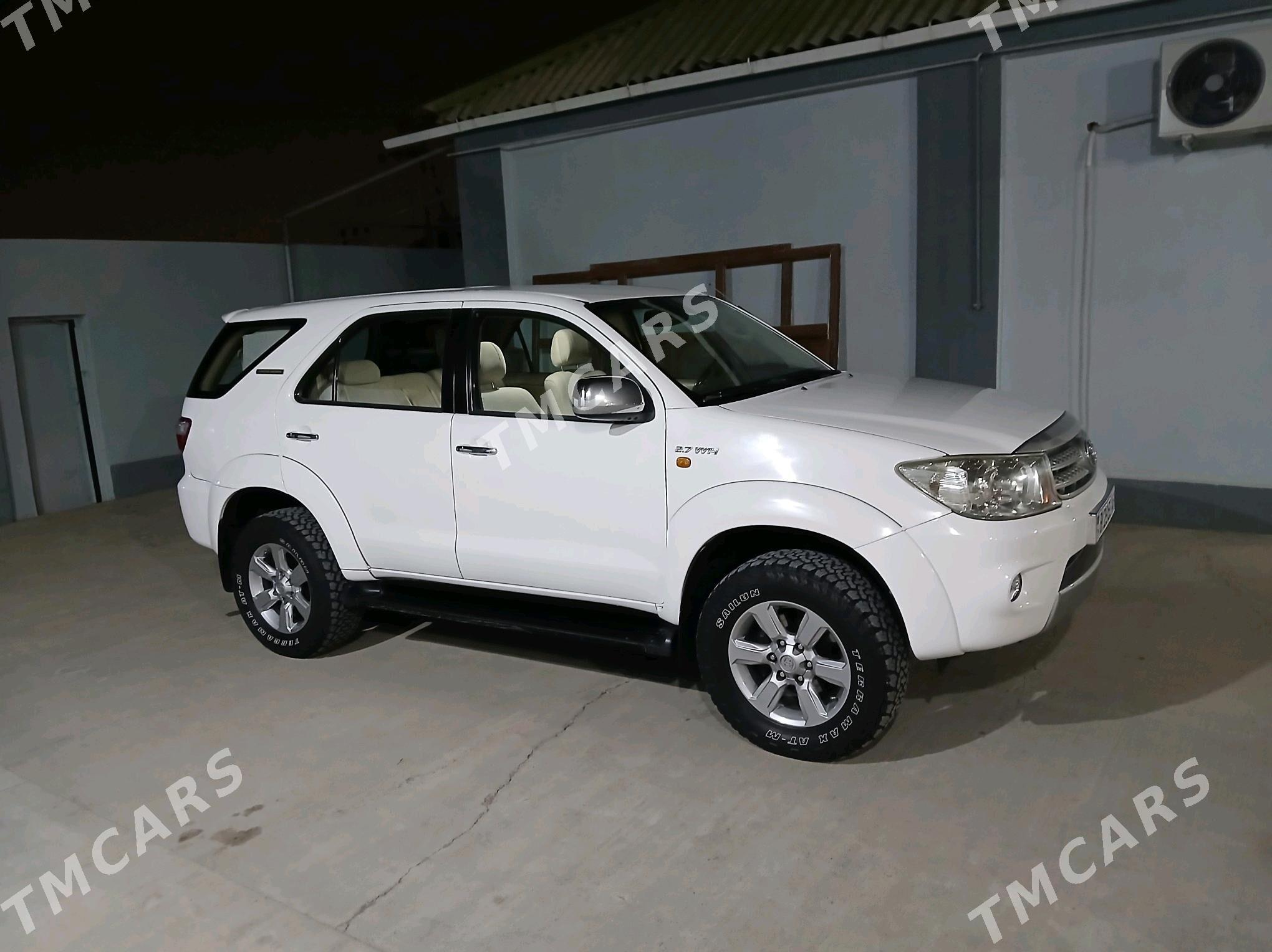 Toyota Fortuner 2011 - 250 000 TMT - Bagyr - img 3