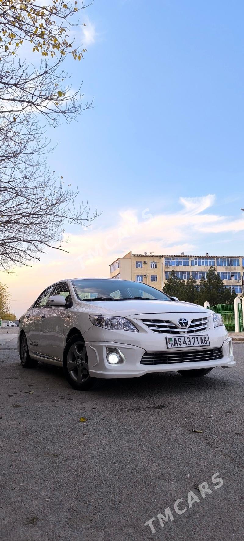 Toyota Corolla 2013 - 155 000 TMT - Ашхабад - img 3