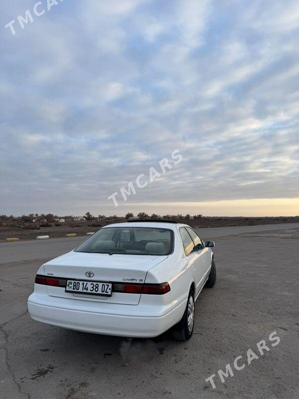 Toyota Camry 1999 - 127 000 TMT - Köneürgenç - img 2