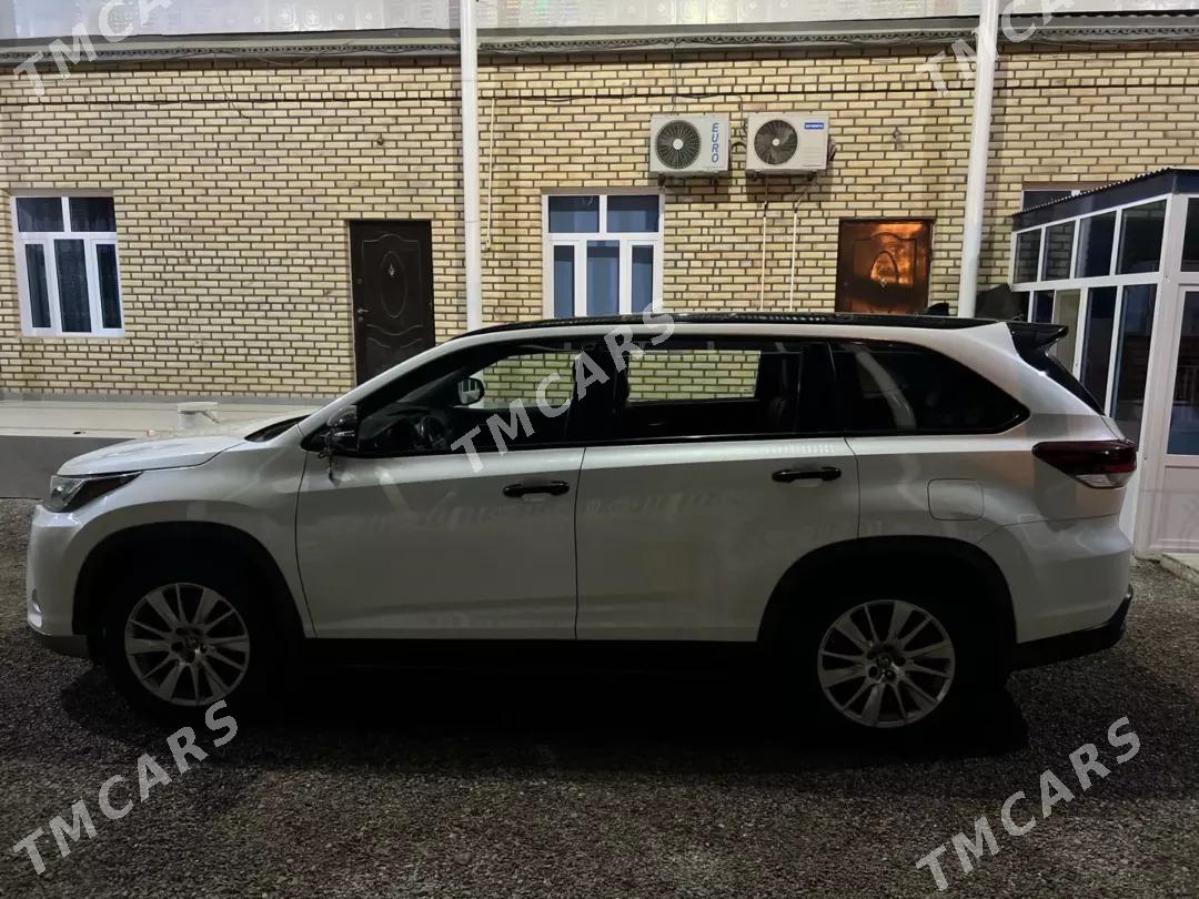 Toyota Highlander 2019 - 415 000 TMT - Мары - img 2