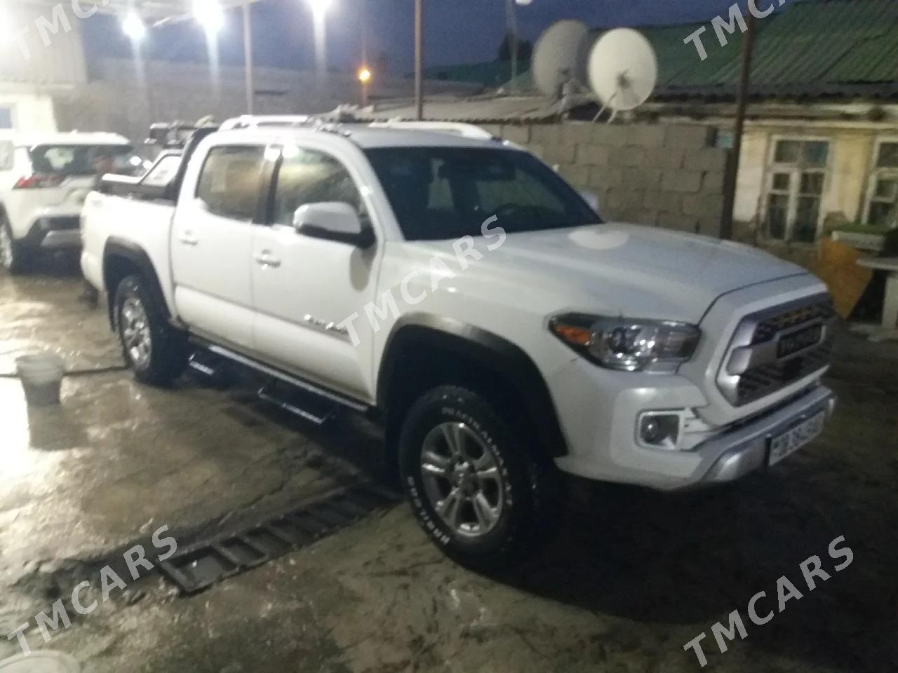 Toyota Tacoma 2018 - 430 000 TMT - Хитровка - img 2