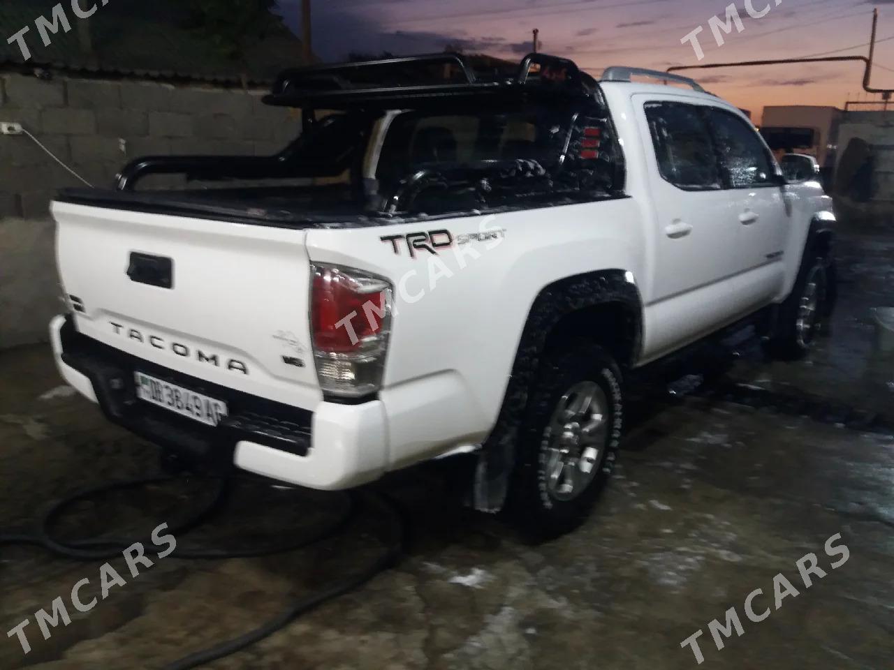 Toyota Tacoma 2018 - 430 000 TMT - Хитровка - img 4