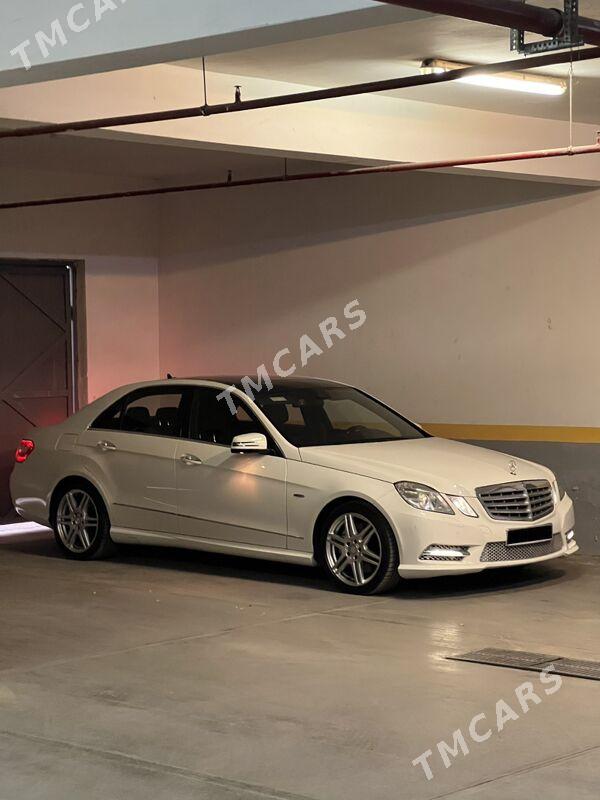 Mercedes-Benz E300 2011 - 360 000 TMT - Aşgabat - img 3