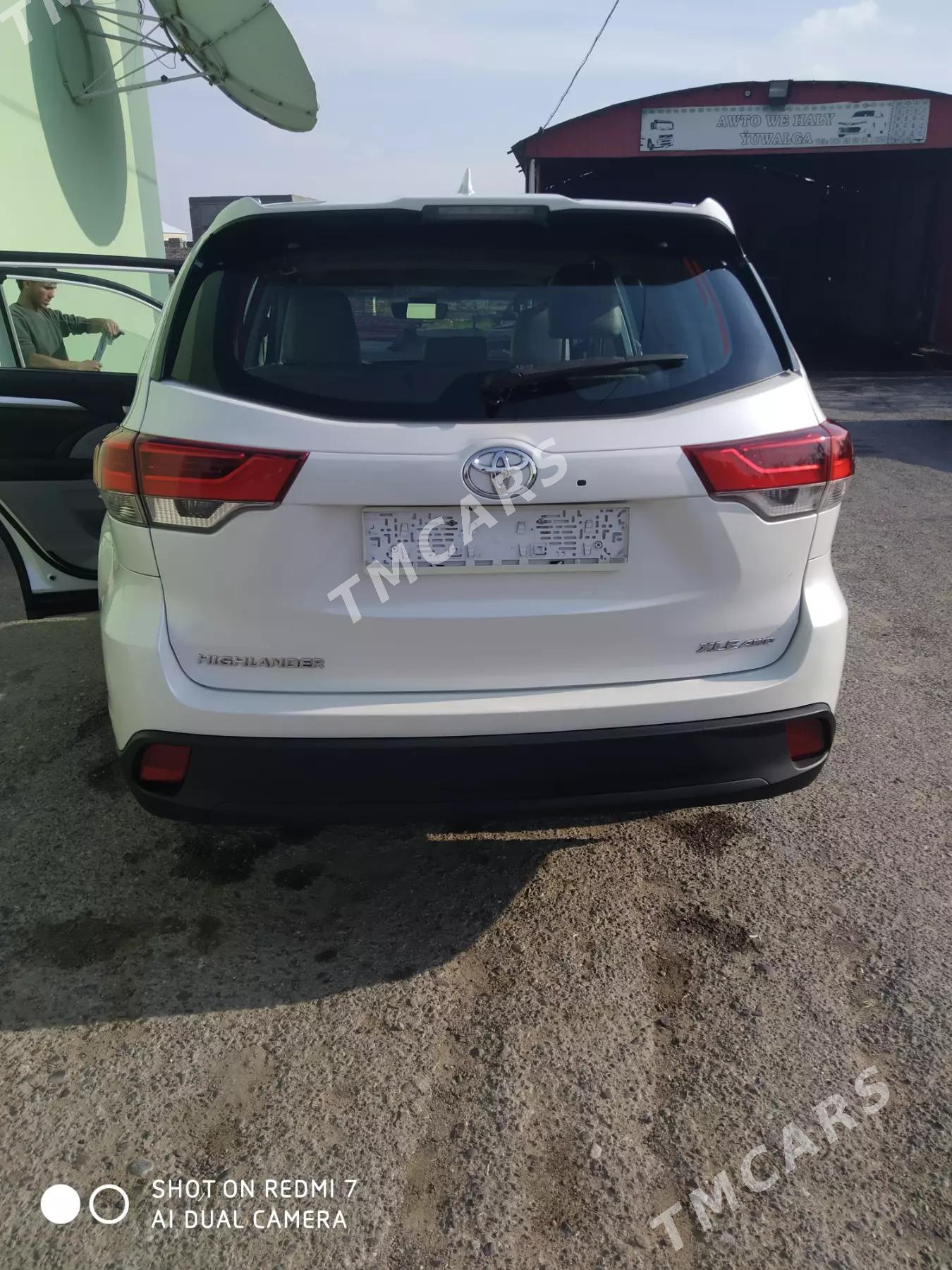 Toyota Highlander 2017 - 396 000 TMT - Aşgabat - img 2