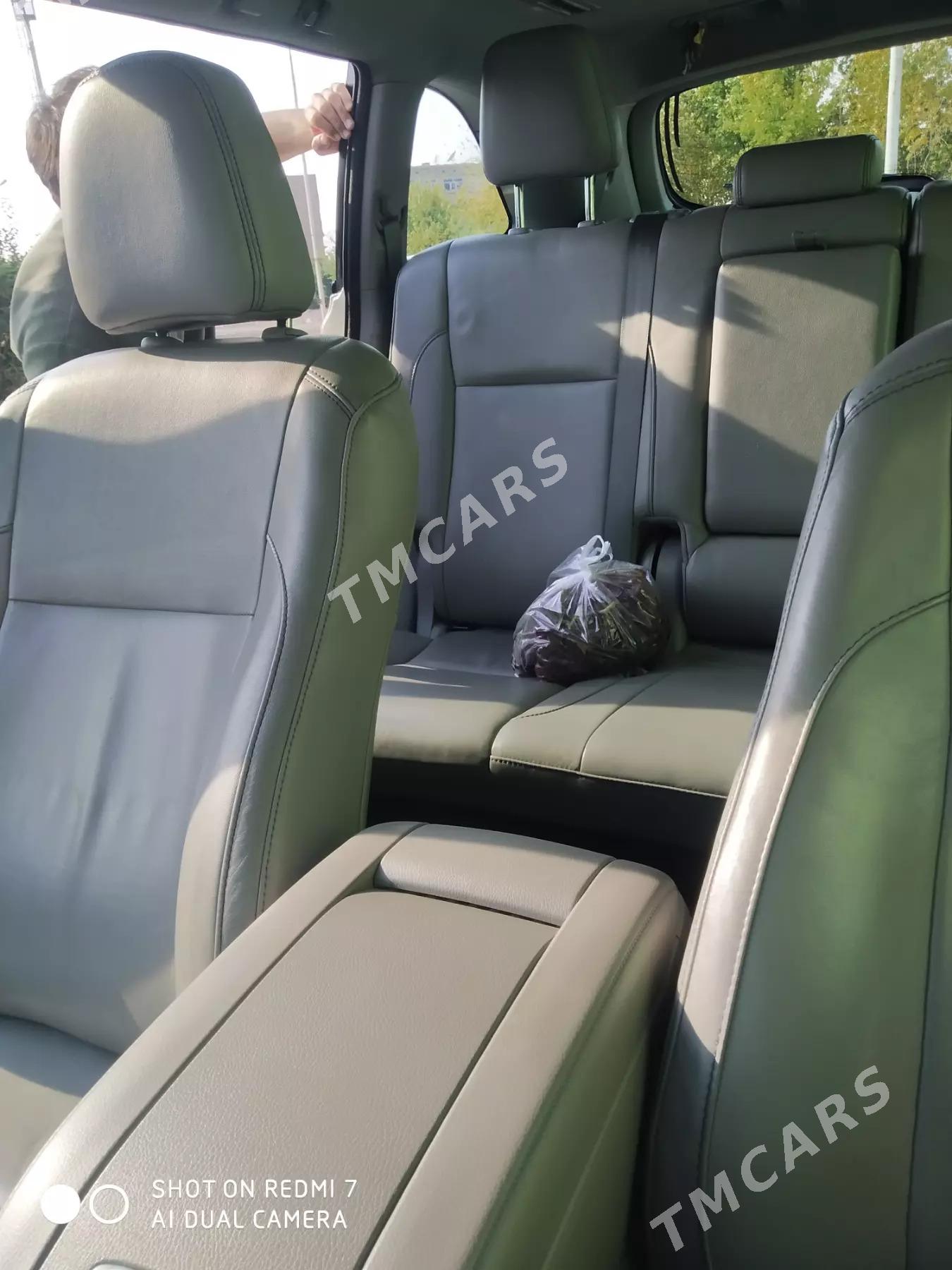 Toyota Highlander 2017 - 396 000 TMT - Aşgabat - img 5