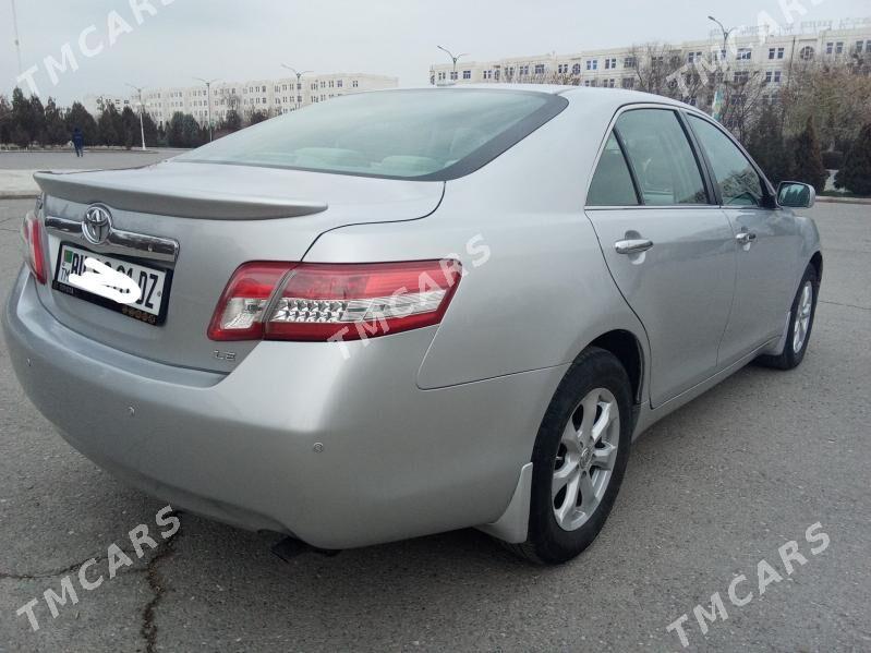 Toyota Camry 2010 - 176 000 TMT - Дашогуз - img 3