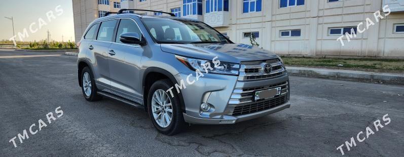 Toyota Highlander 2018 - 440 000 TMT - Türkmenabat - img 2