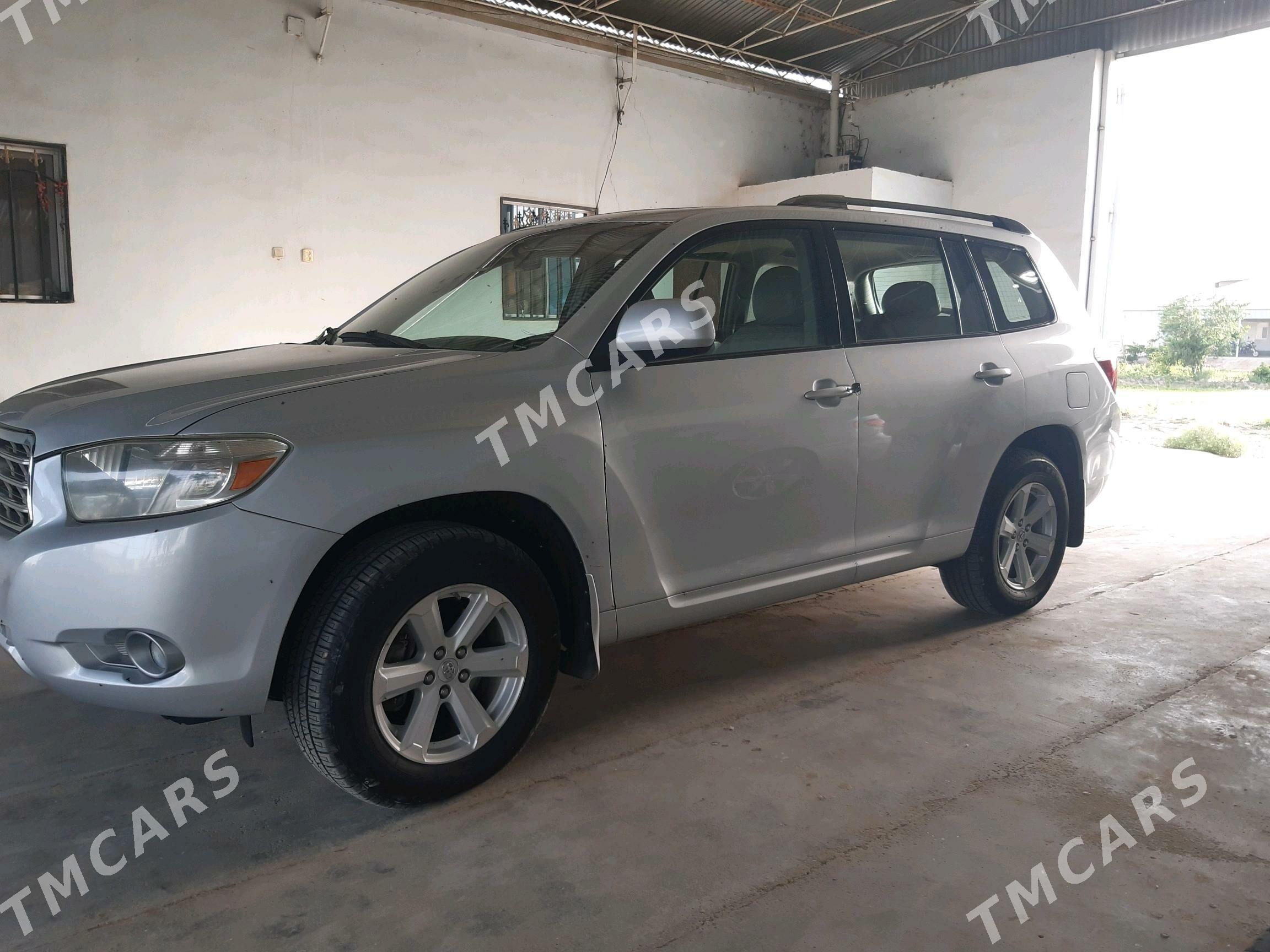 Toyota Highlander 2010 - 250 000 TMT - Байрамали - img 2