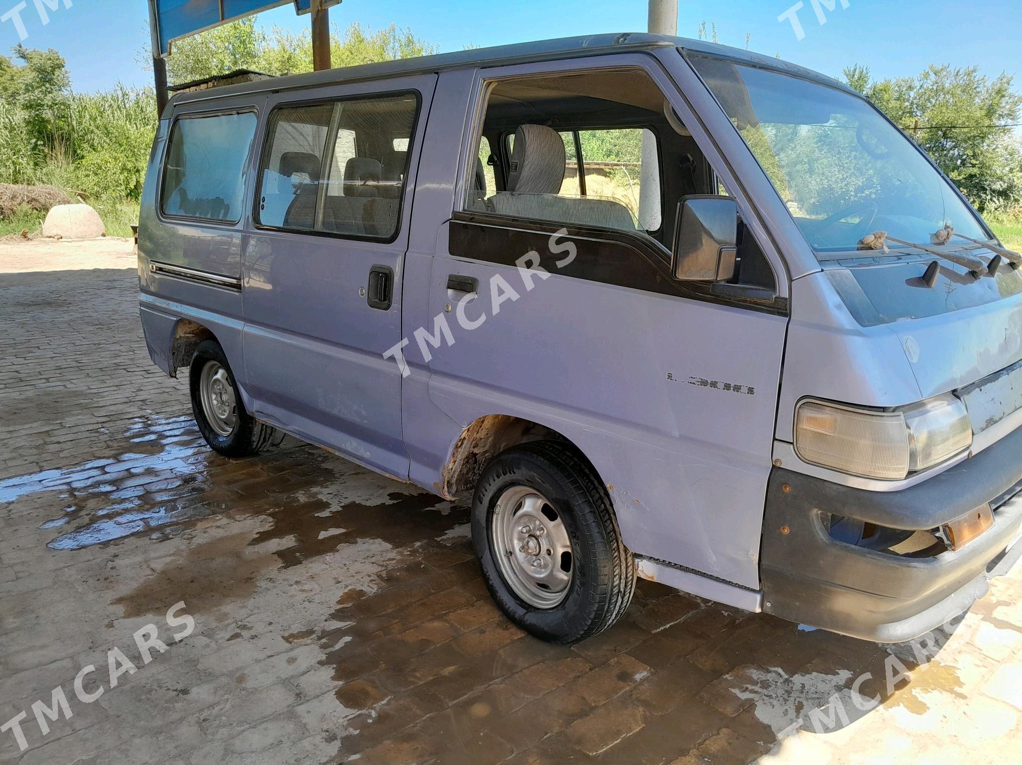 Toyota Hiace 1993 - 50 000 TMT - Туркменгала - img 6