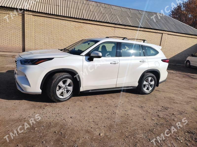 Toyota Highlander 2021 - 455 000 TMT - Мары - img 5