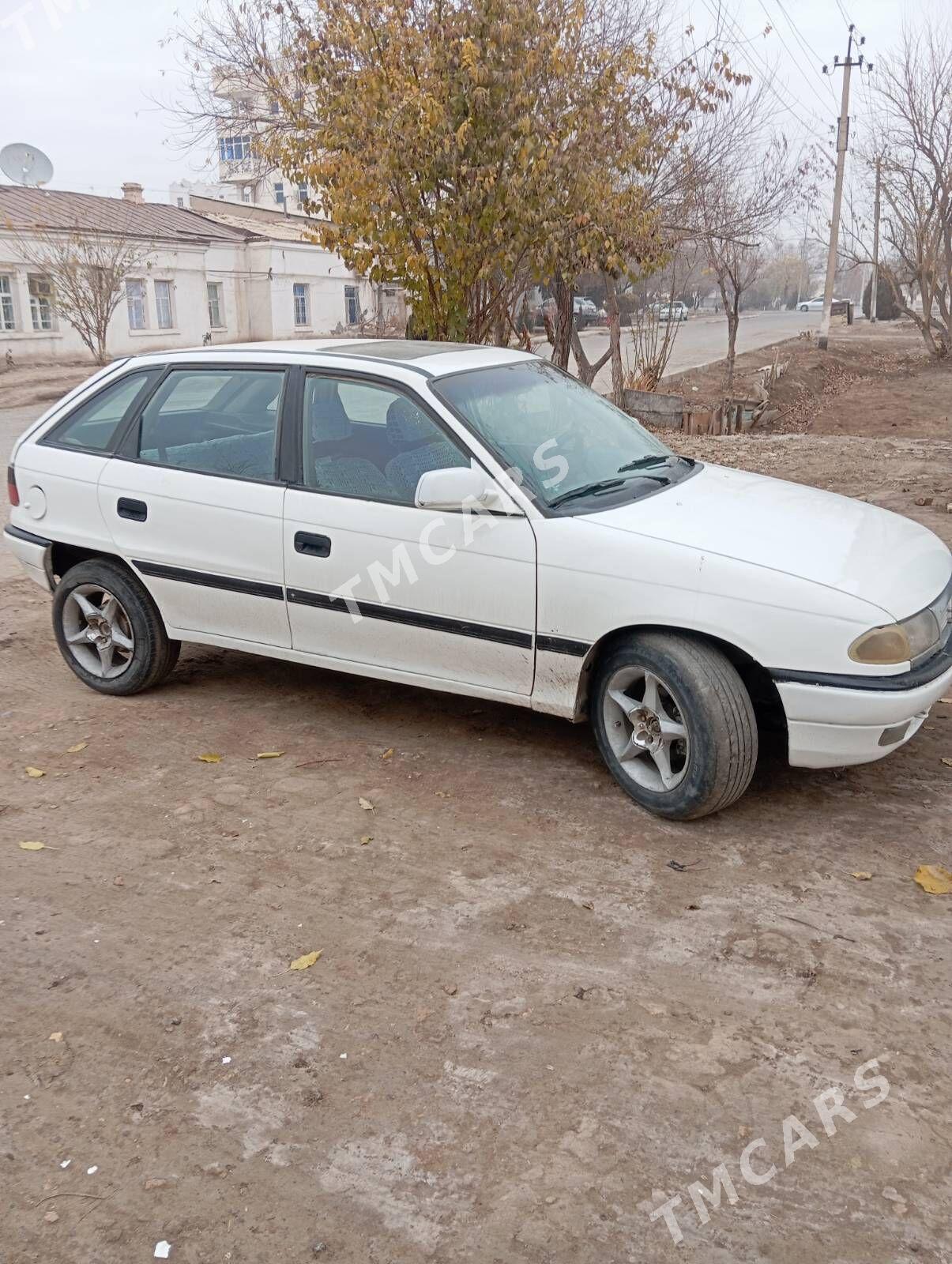 Opel Astra 1992 - 26 000 TMT - Дашогуз - img 3