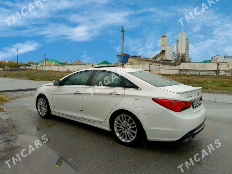 Hyundai Sonata 2010 - 146 000 TMT - Ашхабад - img 3