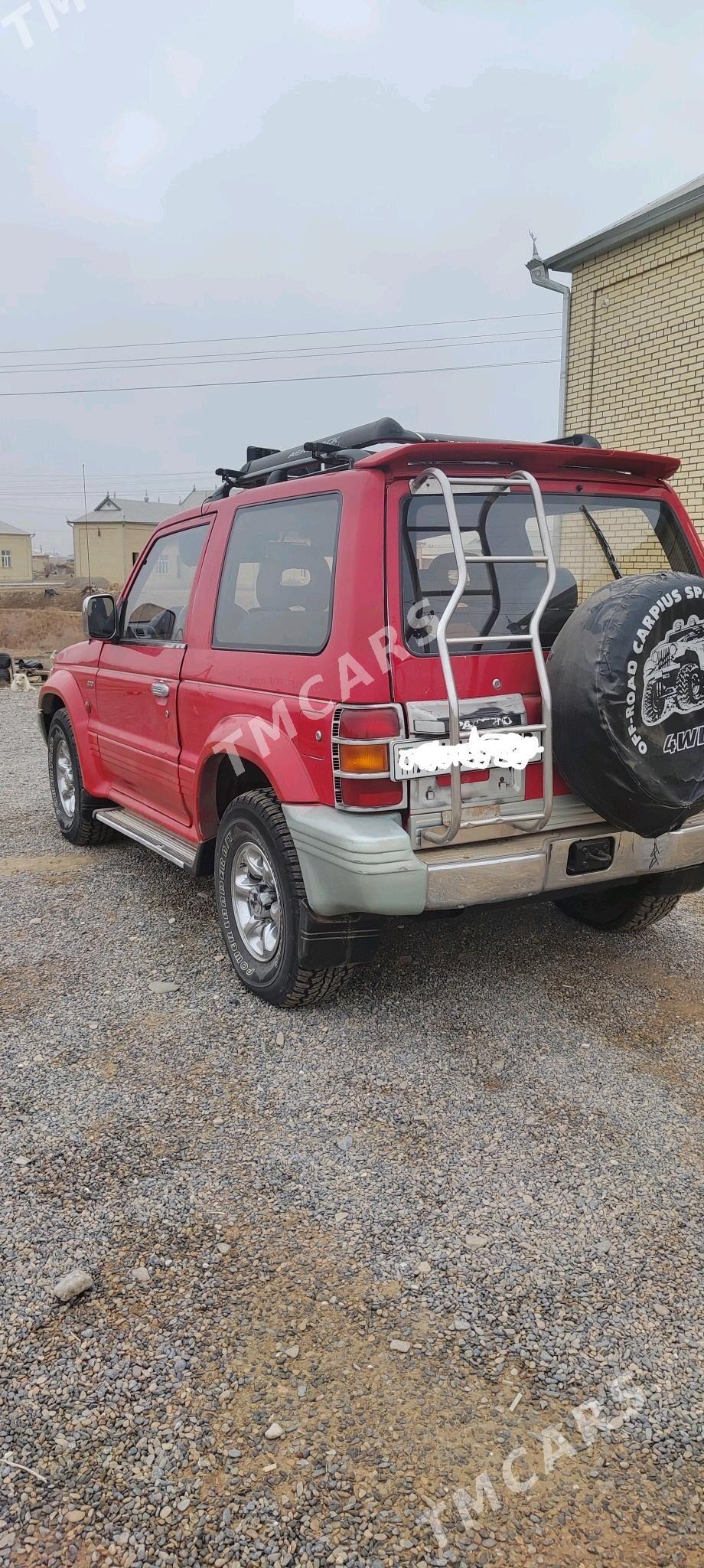 Mitsubishi Pajero 1993 - 38 000 TMT - Мары - img 8