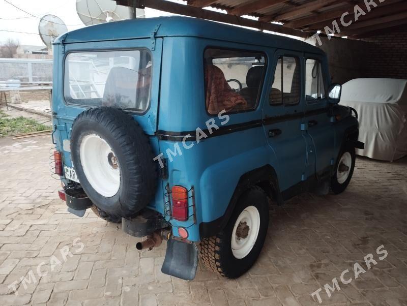 UAZ 469 2000 - 38 000 TMT - Ýolöten - img 3