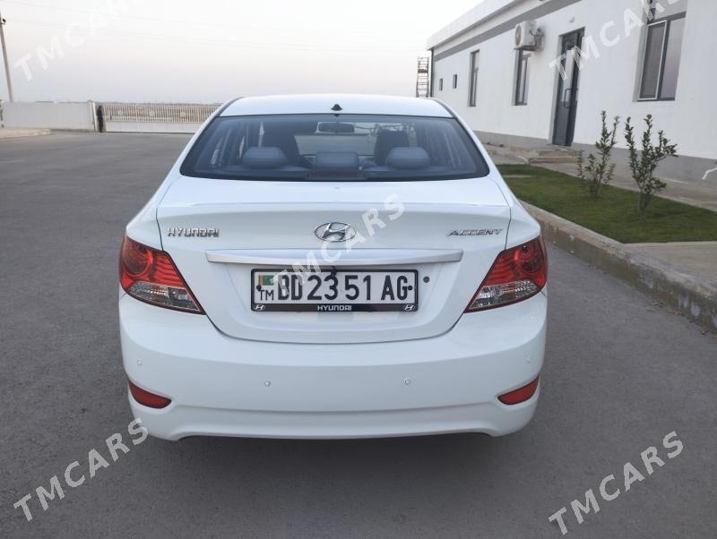 Hyundai Accent 2011 - 142 000 TMT - Ашхабад - img 3