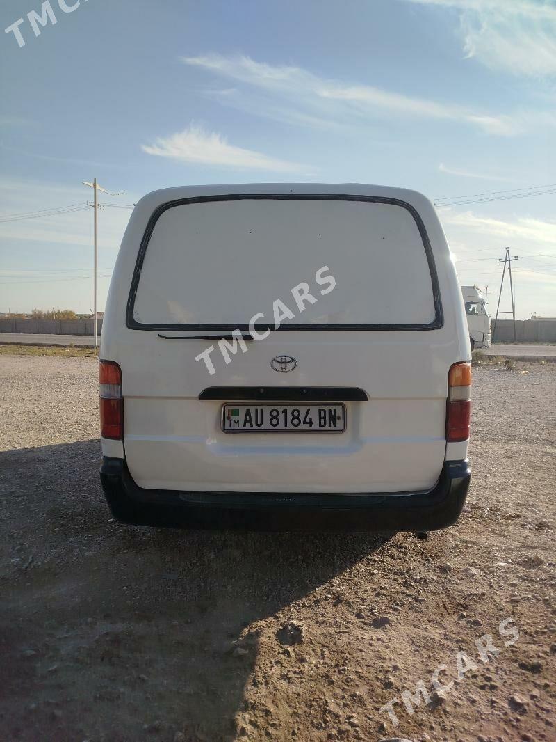 Toyota Hiace 2002 - 67 000 TMT - Balkanabat - img 3