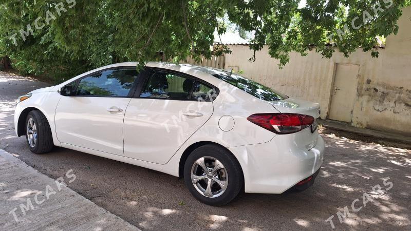 Kia Forte 2018 - 200 000 TMT - Hitrowka - img 5