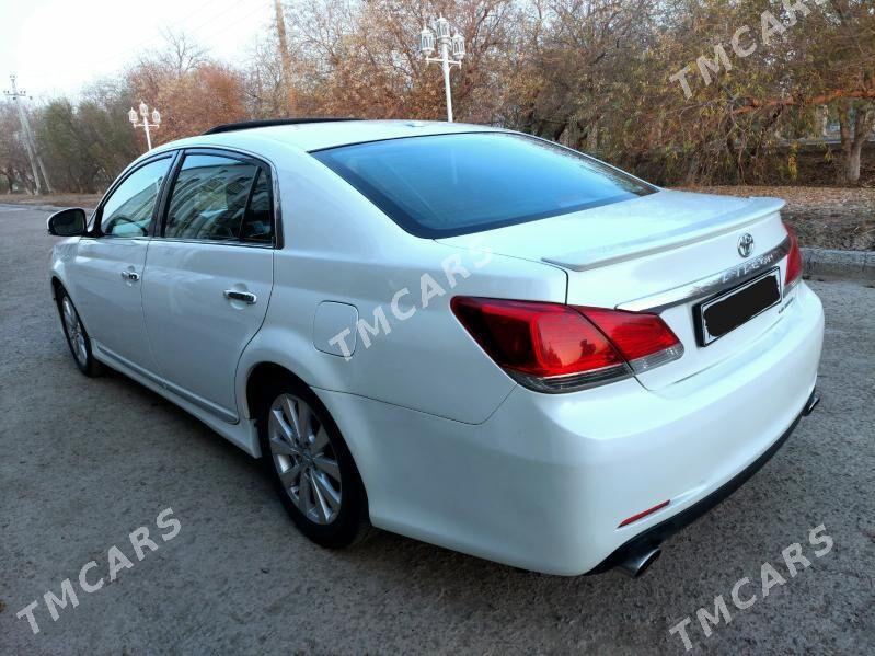 Toyota Avalon 2011 - 260 000 TMT - Дашогуз - img 4