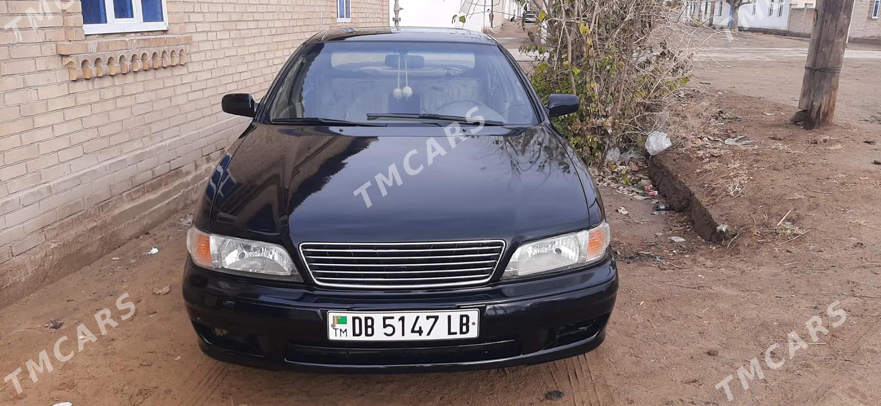 Nissan Maxima 1998 - 60 000 TMT - Дарганата - img 4