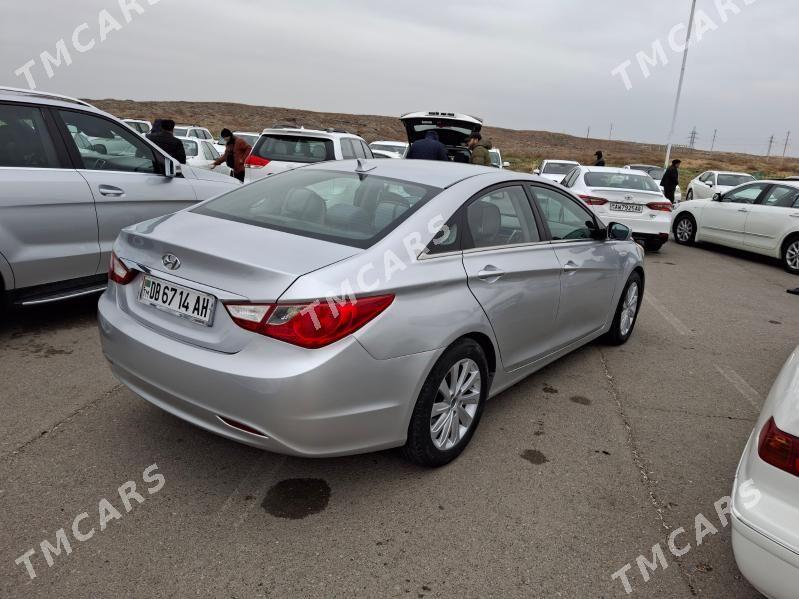 Hyundai Sonata 2011 - 130 000 TMT - "Алтын Асыр" Гундогар базары ( Толкучка) - img 2