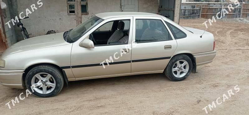 Opel Vectra 1993 - 40 000 TMT - Векильбазар - img 2