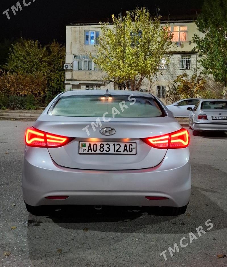 Hyundai Elantra 2011 - 140 000 TMT - 10 мкр - img 6