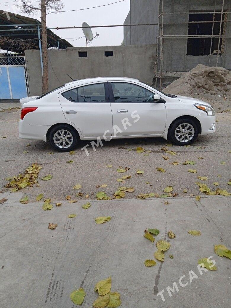 Nissan Versa 2018 - 160 000 TMT - Garadamak Şor - img 4